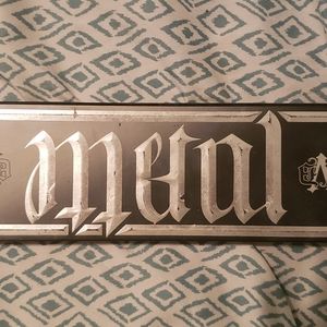 KVD Metal Matte Eyeshadow Pallet